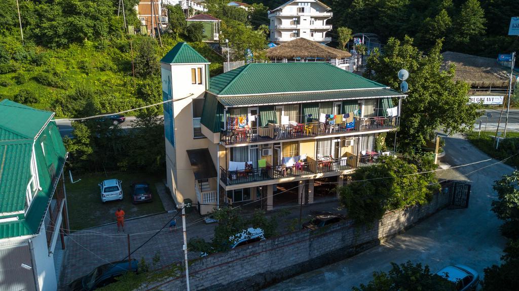 Green Hotel Kvariati Buitenkant foto