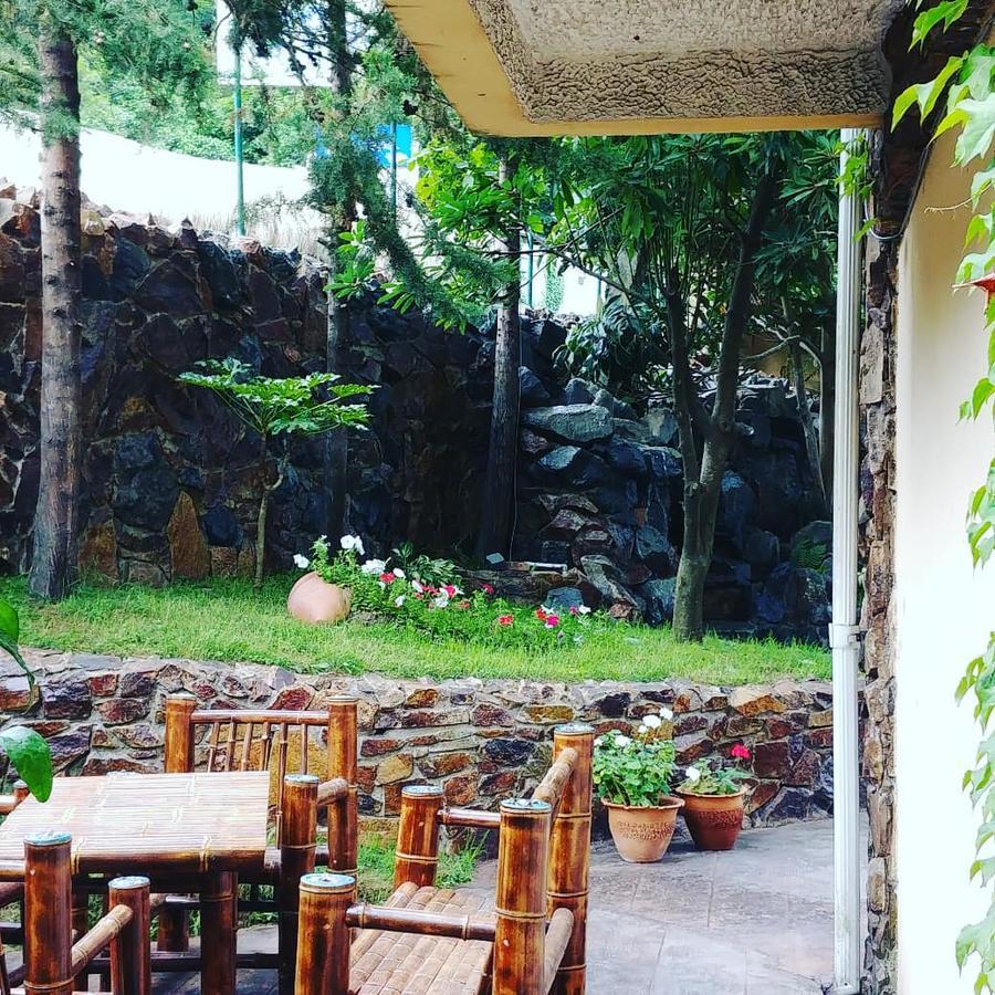 Green Hotel Kvariati Buitenkant foto